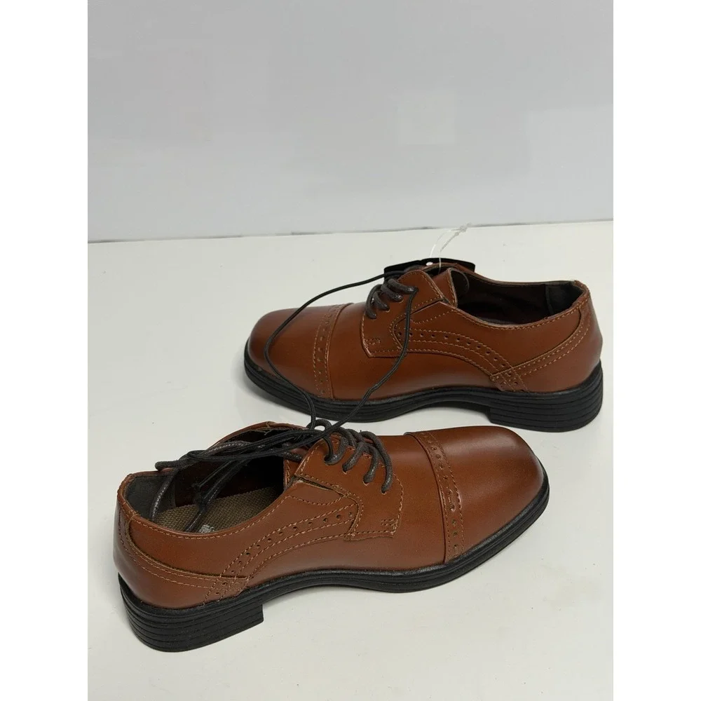 Strafford  Boys Size 11 Brown Lace Up Dress Shoes New in Box